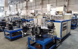 Blow molding machine